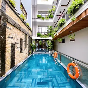  Vila Serenity
